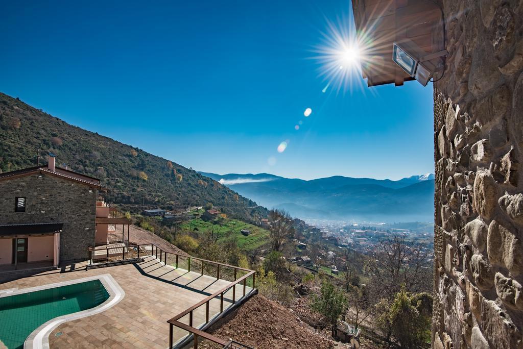 The View Village - Villas Suites & Spa Karpenísion Exteriör bild